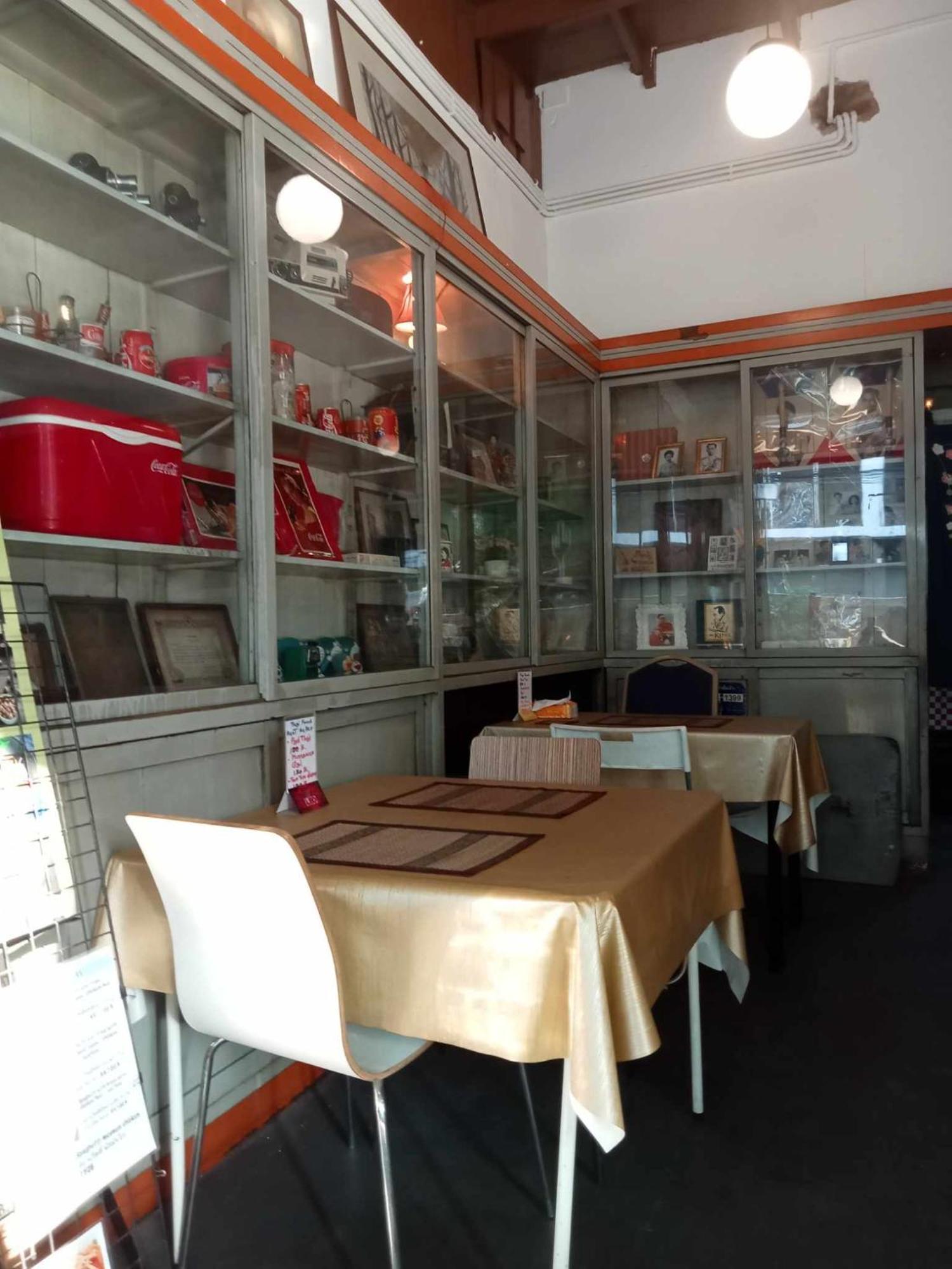 Ferienwohnung Bang Lumphu House&Bistro Bangkok Exterior foto